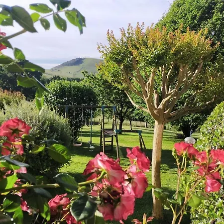 Holiday home Au Coeur Du Pays Basque Entre Et Montagne *